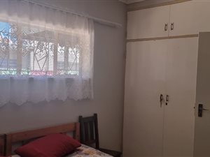 To Let 3 Bedroom Property for Rent in Flimieda North West